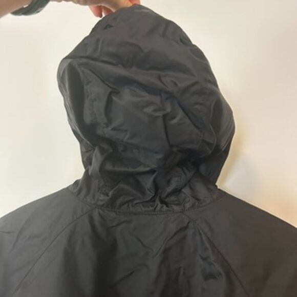 Nike Womens Windbreaker Size Large Long Sleeve Black White Full Zip-up - Picture 15 of 16